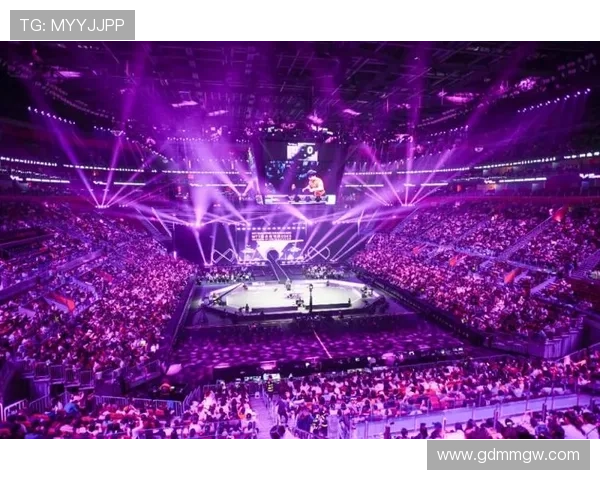 《全球电竞赛事再掀热潮 多项顶级赛事接连开战引发玩家热议》