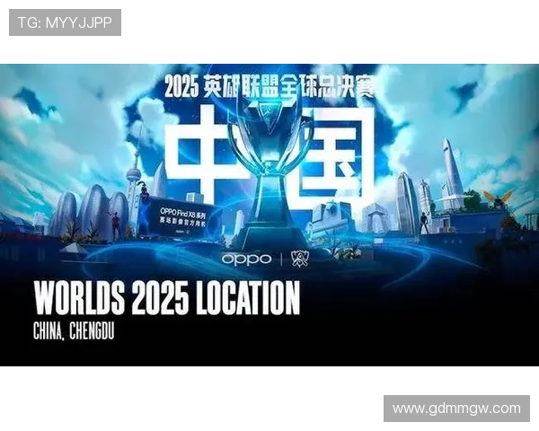 《全球电竞赛事激战正酣 各大战队争夺年度总冠军荣耀》