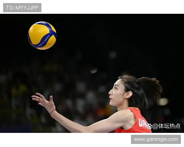 中国女排连胜夺冠展现顽强拼搏精神年轻阵容成巴黎奥运最大亮点
