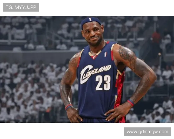 勒布朗·詹姆斯谈休赛期备战情况 目标争取更多总冠军并延续传奇生涯