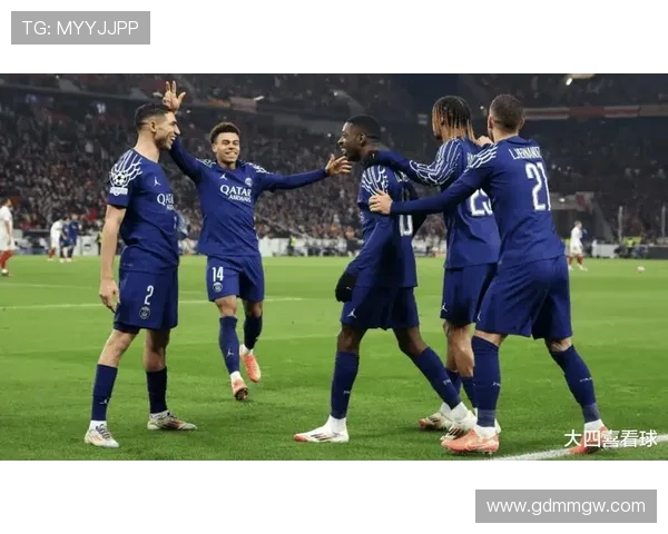 巴黎圣日耳曼在夏季转会窗口大动作 新援加盟助力球队冲击更高荣誉