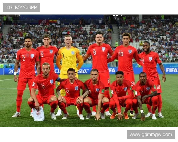 英格兰足球超级联赛竞争格局与豪门球队实力演变深度解析