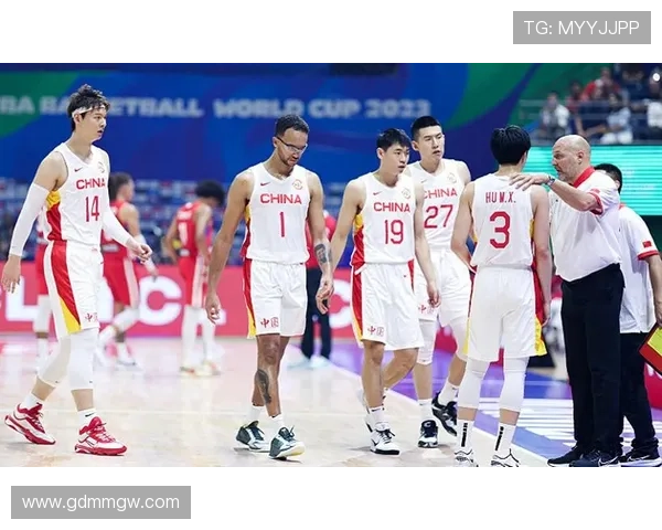 中国男篮逆袭晋级世界杯四强，击败劲敌展现强大实力