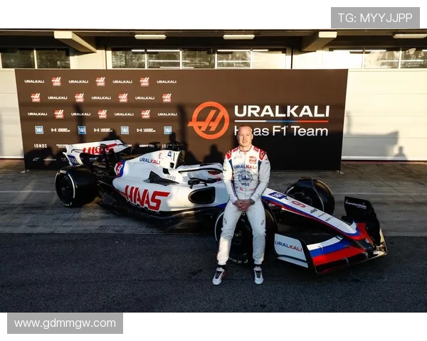 新赛季F1车队暗流涌动车手席位竞争加剧技术革新引发全球关注热