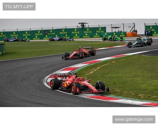 F1新赛季揭幕各队升级博弈冠军之争悬念再起车手转会技术规则变化 F1新赛季揭幕各队升级博弈冠军之争悬念再起车手转会技术规则变化